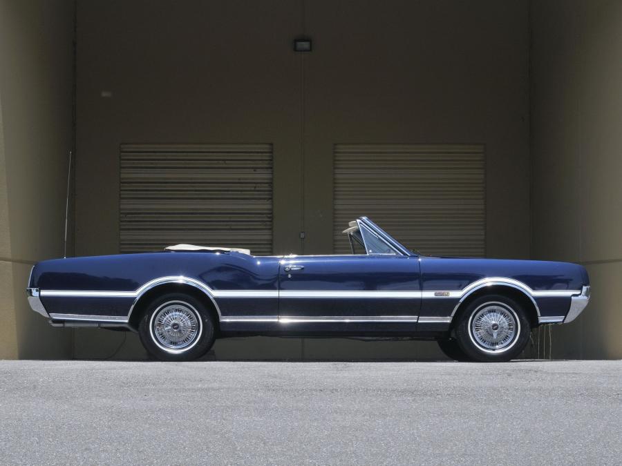  Oldsmobile Cutlass 442 Convertible 1967 года  (фото 4 из 14)